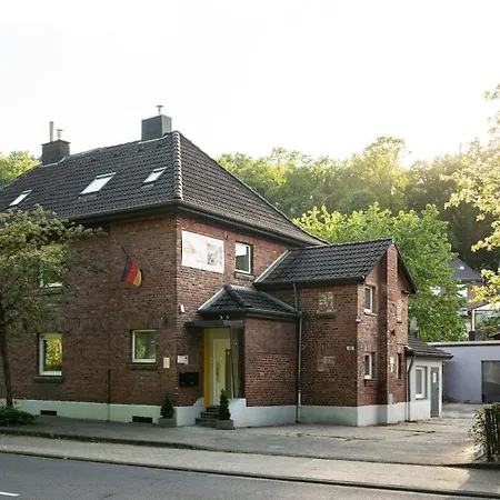 Coal Street By Loftigo - Large House With Garden Oasis Ubach-Palenberg